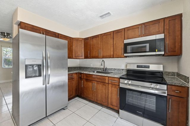 4888 Prince Drive, Lake Worth Beach, FL 33461