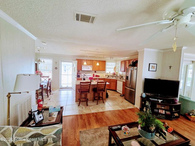 118 Holiday Park Boulevard NE, Palm Bay, FL 32907