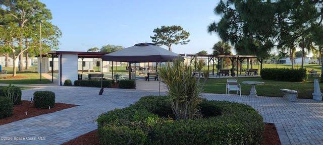 118 Holiday Park Boulevard NE, Palm Bay, FL 32907
