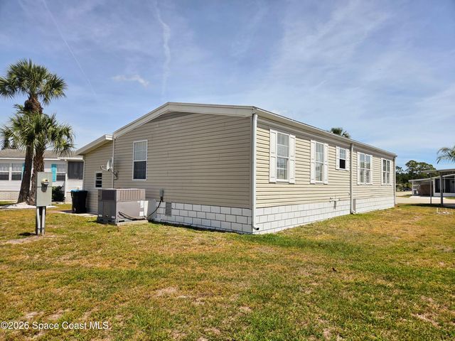 118 Holiday Park Boulevard NE, Palm Bay, FL 32907