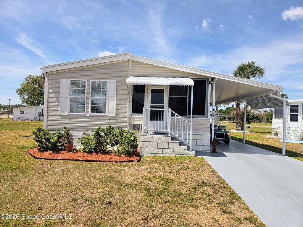 118 Holiday Park Boulevard NE, Palm Bay, FL 32907