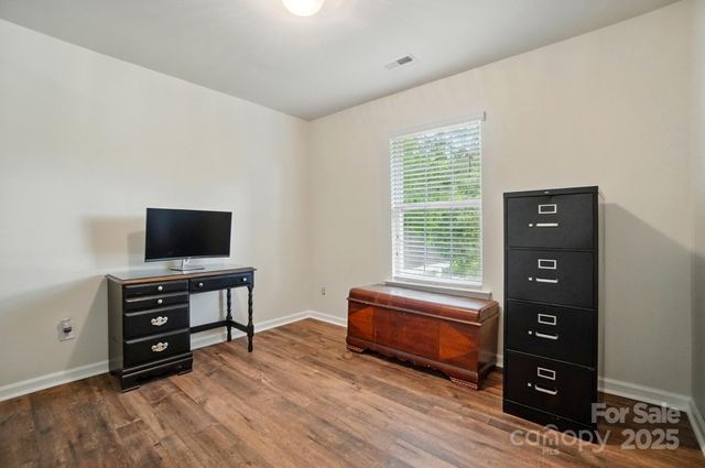 2426 Tory Oak Place, Matthews, NC 28105