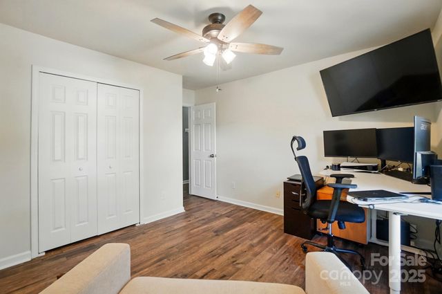 2426 Tory Oak Place, Matthews, NC 28105