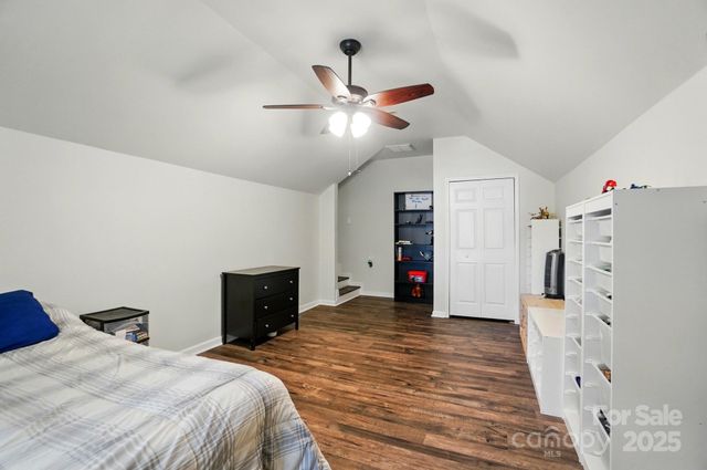 2426 Tory Oak Place, Matthews, NC 28105