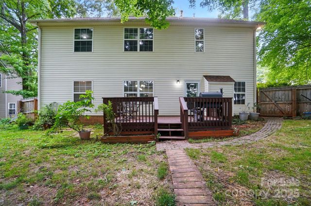 2426 Tory Oak Place, Matthews, NC 28105