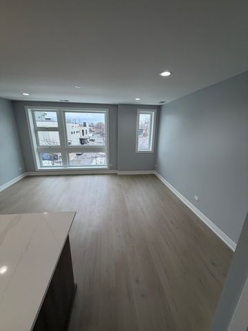 2622 W Adams Street 3, Chicago, IL 60612