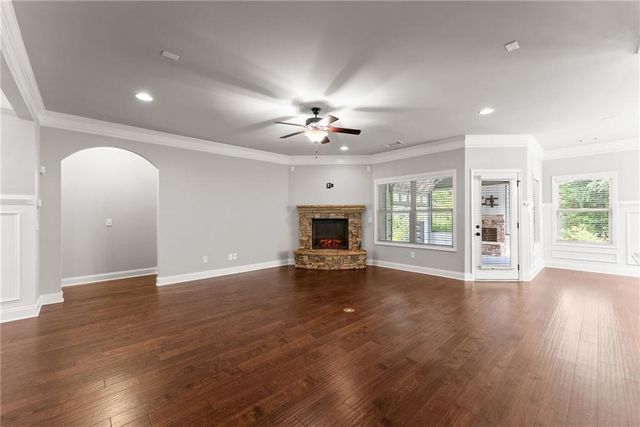 300 Bryce Avenue, Jefferson, GA 30549
