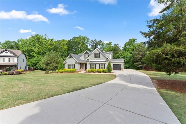 300 Bryce Avenue, Jefferson, GA 30549