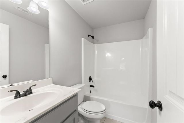 300 Bryce Avenue, Jefferson, GA 30549