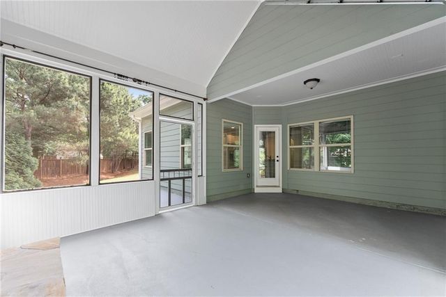 300 Bryce Avenue, Jefferson, GA 30549