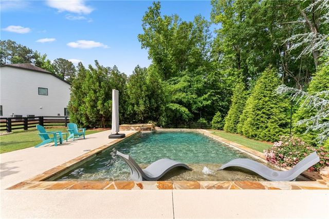 300 Bryce Avenue, Jefferson, GA 30549