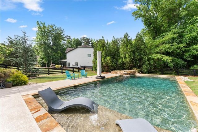 300 Bryce Avenue, Jefferson, GA 30549
