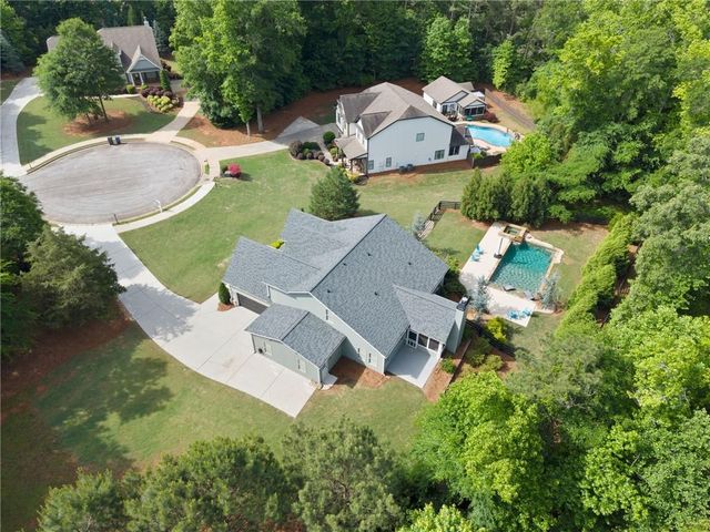 300 Bryce Avenue, Jefferson, GA 30549