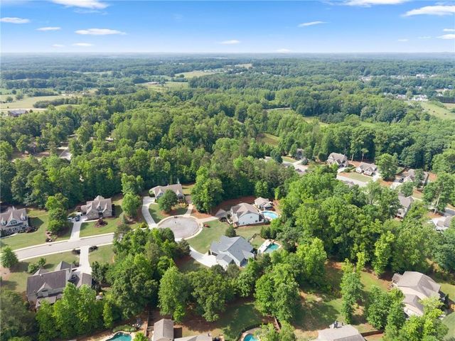 300 Bryce Avenue, Jefferson, GA 30549