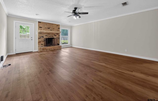 2265 Leaning Oaks, Flint, TX 75762