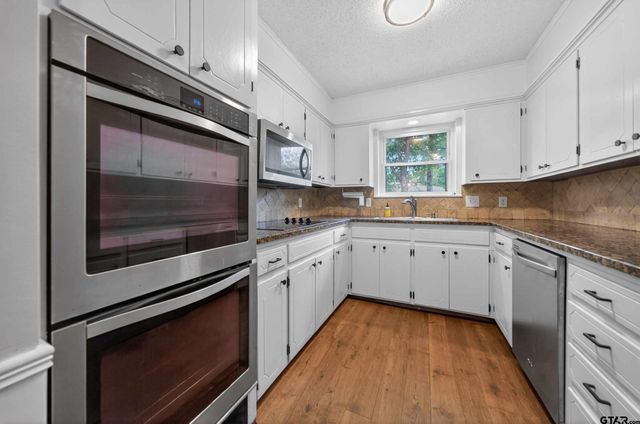 2265 Leaning Oaks, Flint, TX 75762