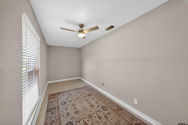 2265 Leaning Oaks, Flint, TX 75762