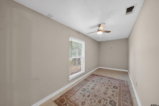 2265 Leaning Oaks, Flint, TX 75762