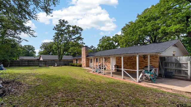 2265 Leaning Oaks, Flint, TX 75762