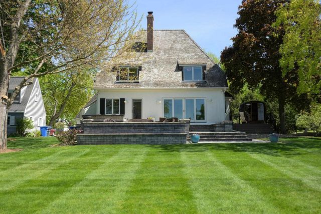 3 Cambridge Road, Madison, WI 53704