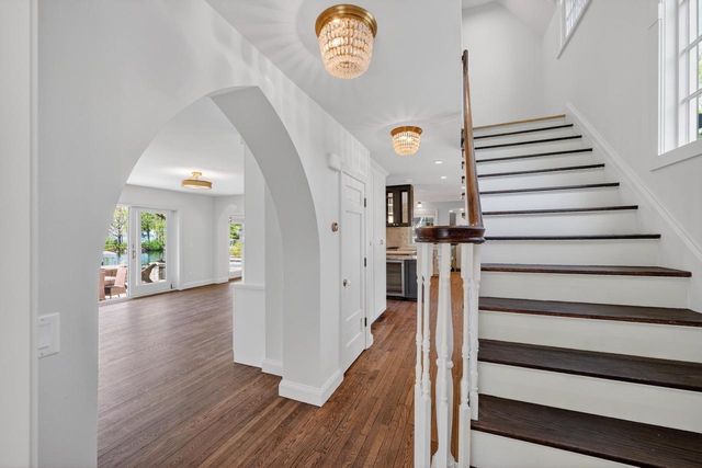 3 Cambridge Road, Madison, WI 53704