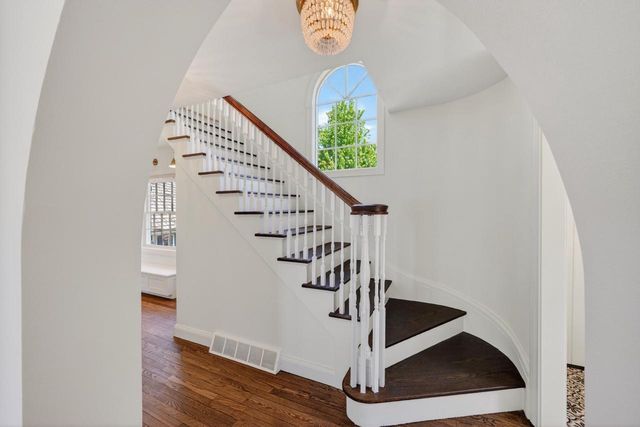 3 Cambridge Road, Madison, WI 53704
