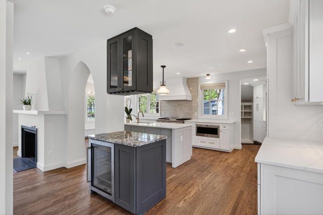 3 Cambridge Road, Madison, WI 53704