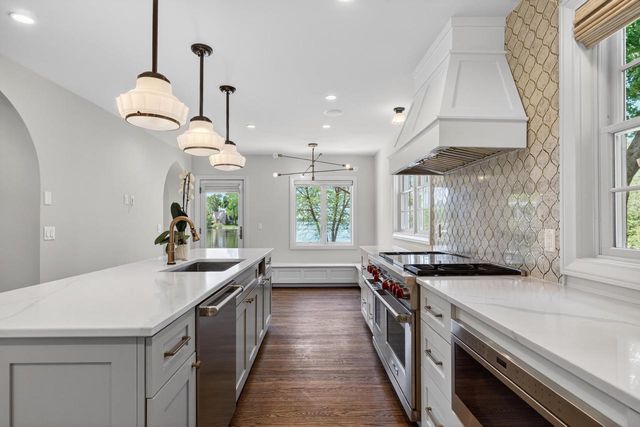 3 Cambridge Road, Madison, WI 53704