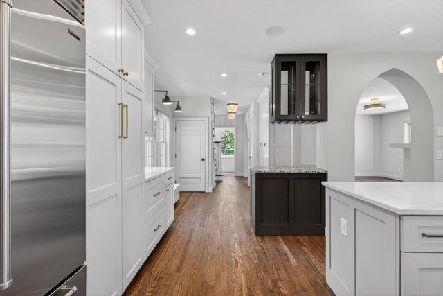 3 Cambridge Road, Madison, WI 53704