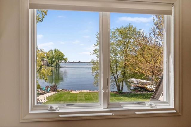 3 Cambridge Road, Madison, WI 53704