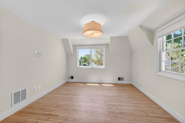 3 Cambridge Road, Madison, WI 53704