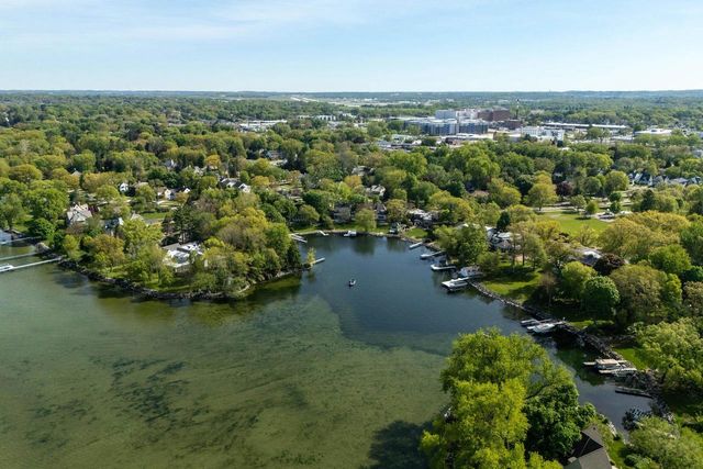 3 Cambridge Road, Madison, WI 53704