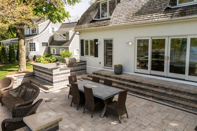 3 Cambridge Road, Madison, WI 53704