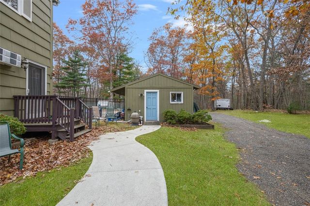 58 Highland Terrace, Scituate, RI 02857