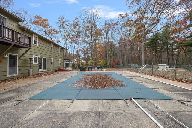 58 Highland Terrace, Scituate, RI 02857