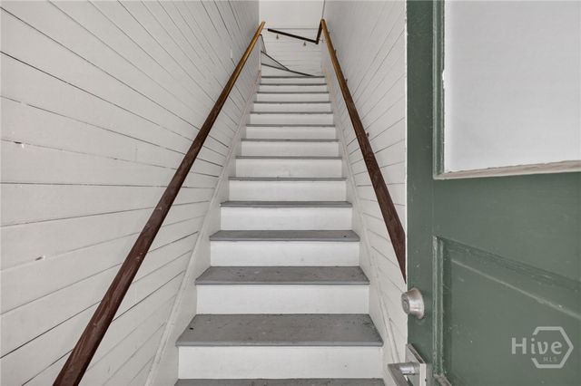 114 W Waldburg Street, Savannah, GA 31401