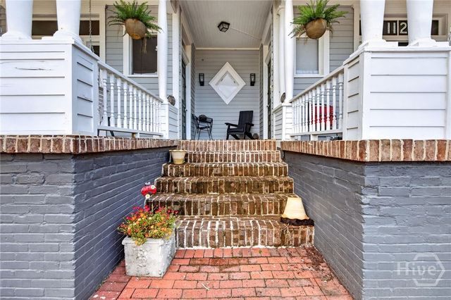 114 W Waldburg Street, Savannah, GA 31401