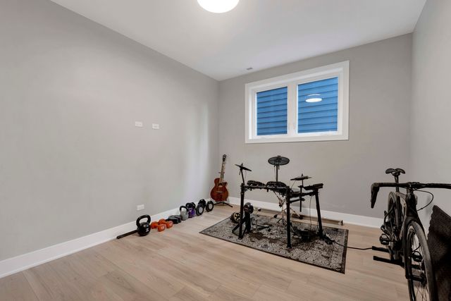 1109 W 16th Street 1, Chicago, IL 60608