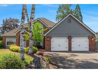 790 Nw 21ST St, Mc Minnville, OR 97128