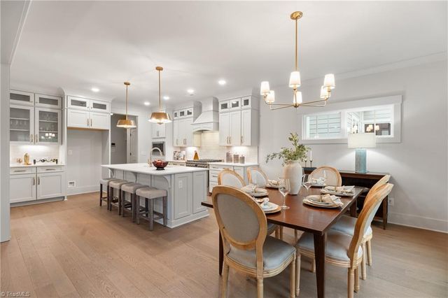 1353 Maple Chase Lane, Winston-salem, NC 27106