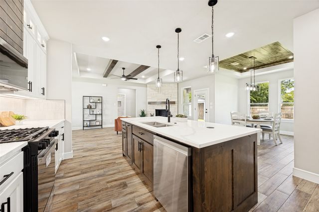 310 Cottonwood, Leonard, TX 75452