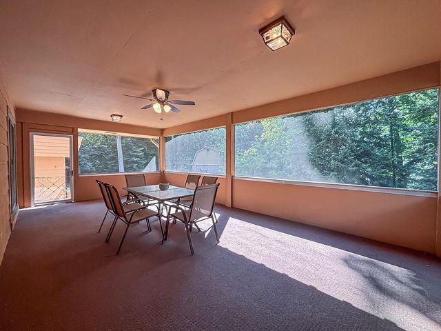 W267N7141 White Oak DRIVE, Sussex, WI 53089