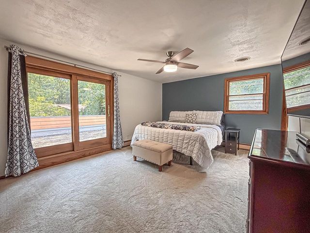 W267N7141 White Oak DRIVE, Sussex, WI 53089