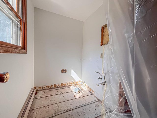 W267N7141 White Oak DRIVE, Sussex, WI 53089