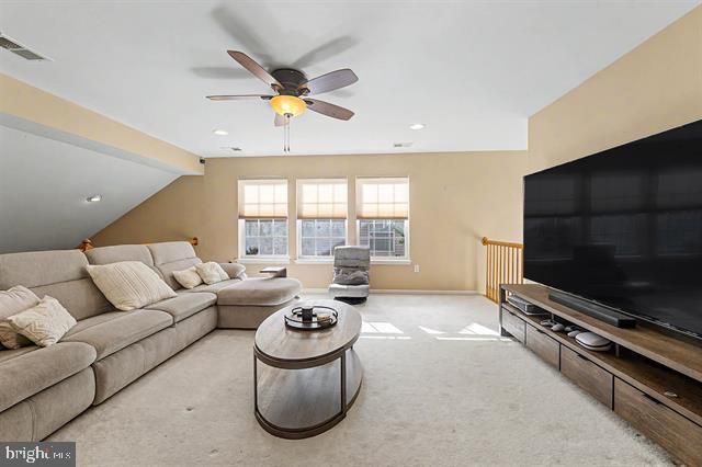 684 JUPITER HILLS LN, Egg Harbor City, NJ 08215