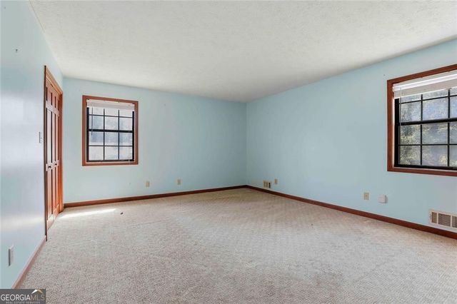 195 Deer Forest Trail, Fayetteville, GA 30214