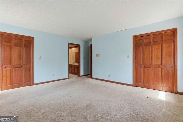 195 Deer Forest Trail, Fayetteville, GA 30214