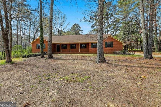 195 Deer Forest Trail, Fayetteville, GA 30214