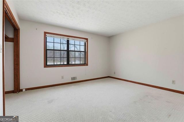 195 Deer Forest Trail, Fayetteville, GA 30214