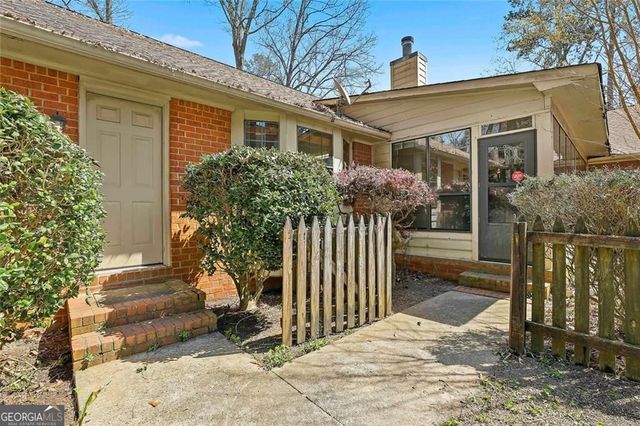 195 Deer Forest Trail, Fayetteville, GA 30214